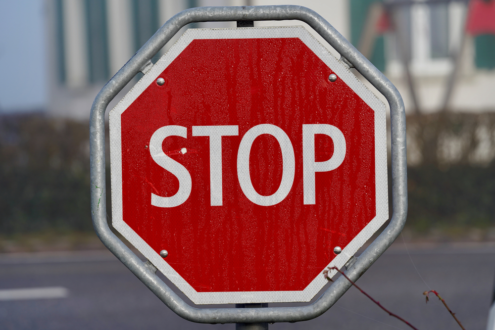 Code de la route : signification des panneaux d'indication